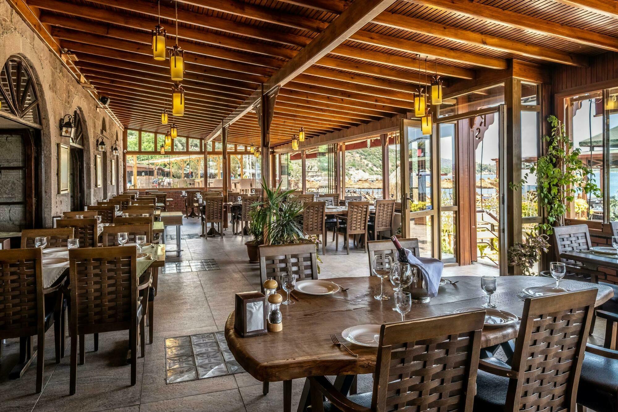Assos Kervansaray Hotel - Special Category מראה חיצוני תמונה