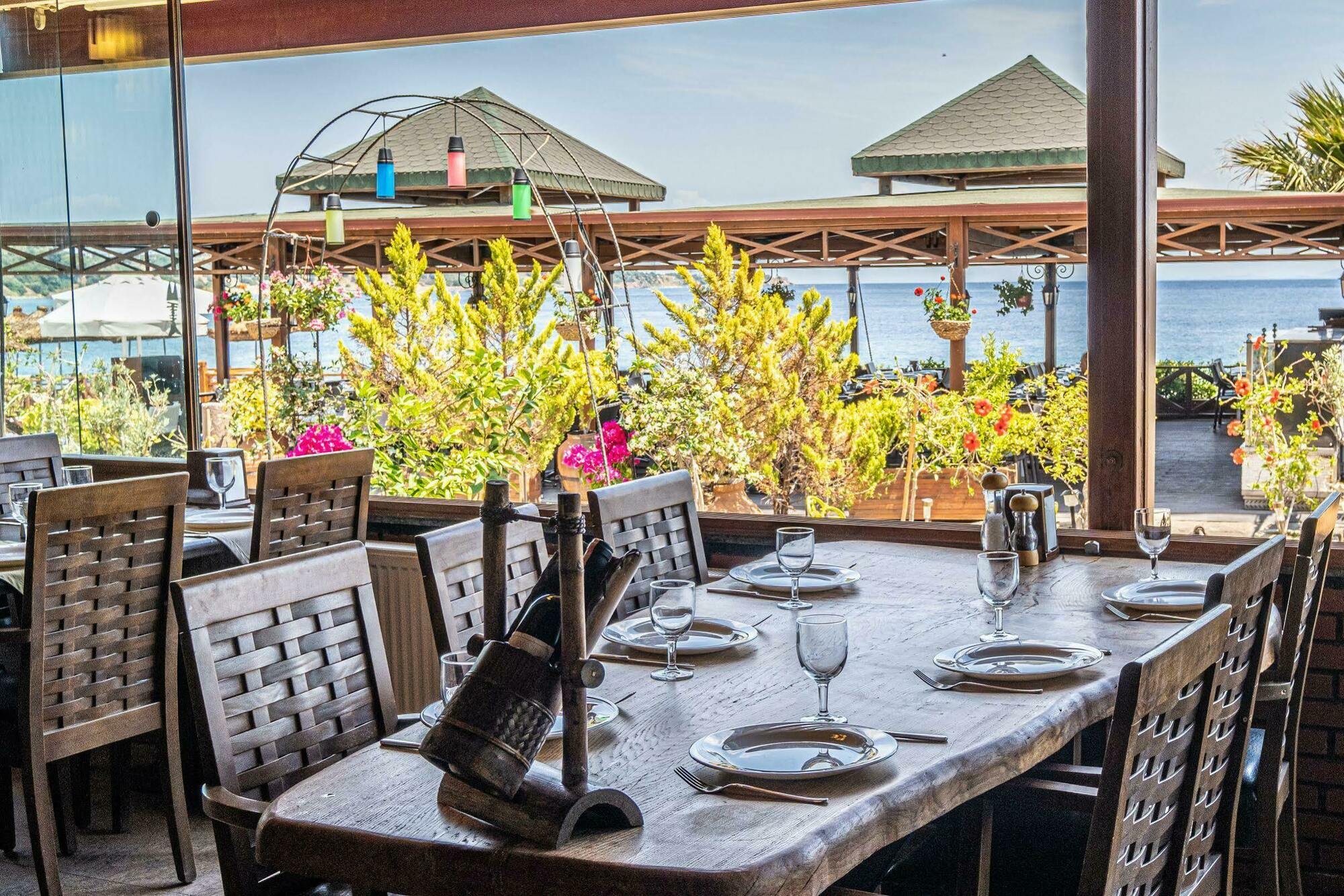 Assos Kervansaray Hotel - Special Category מראה חיצוני תמונה