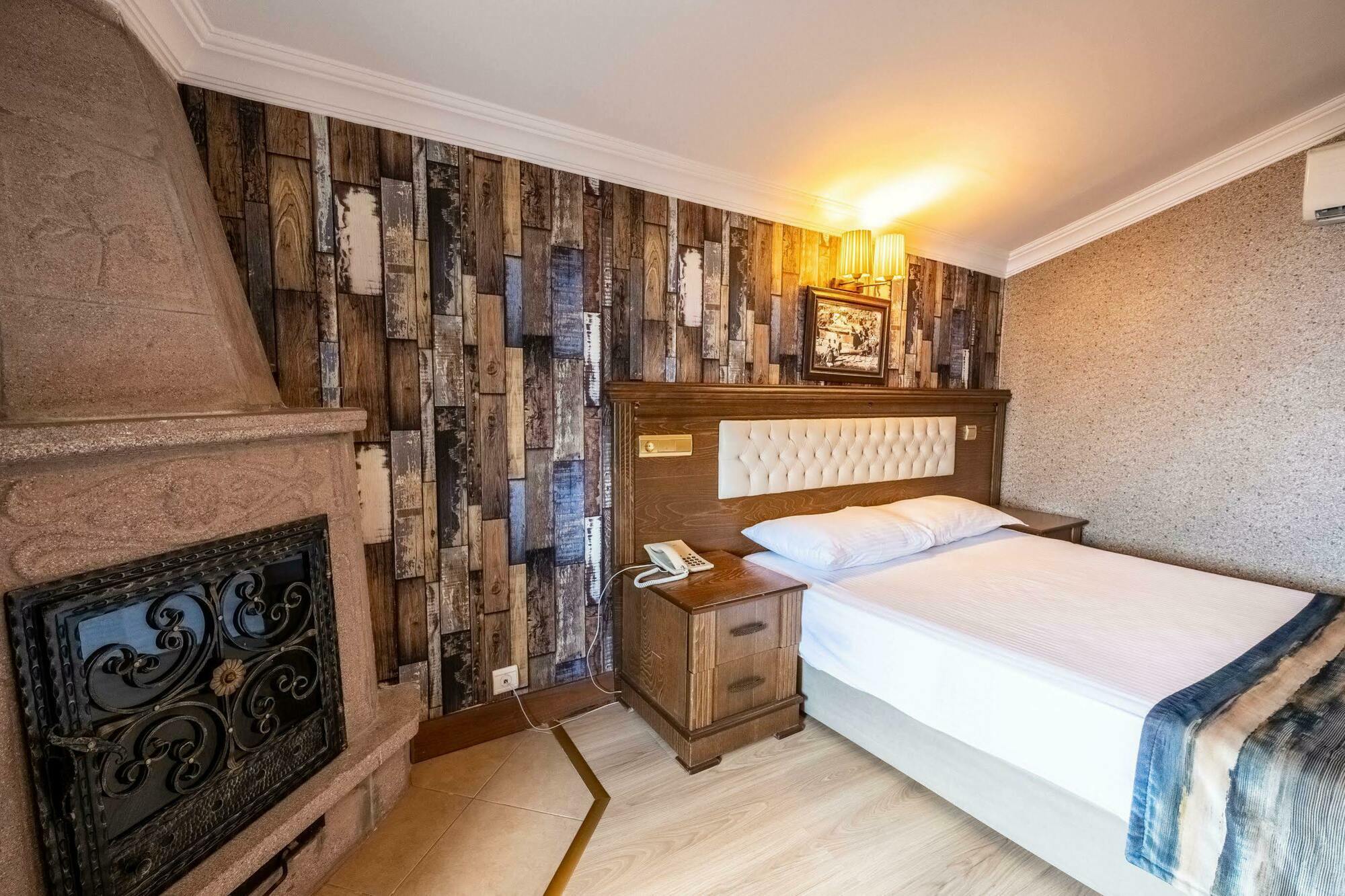 Assos Kervansaray Hotel - Special Category מראה חיצוני תמונה