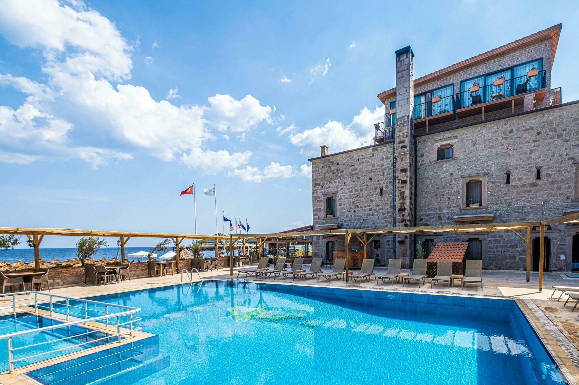 Assos Kervansaray Hotel - Special Category מראה חיצוני תמונה