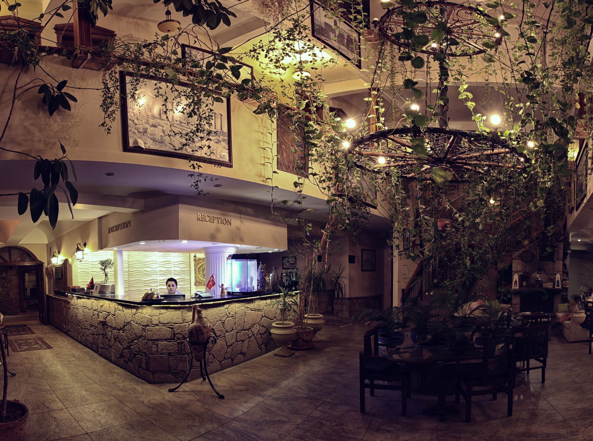 Assos Kervansaray Hotel - Special Category מראה חיצוני תמונה